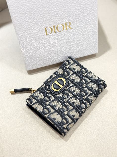 Dior montaigne dahlia wallet